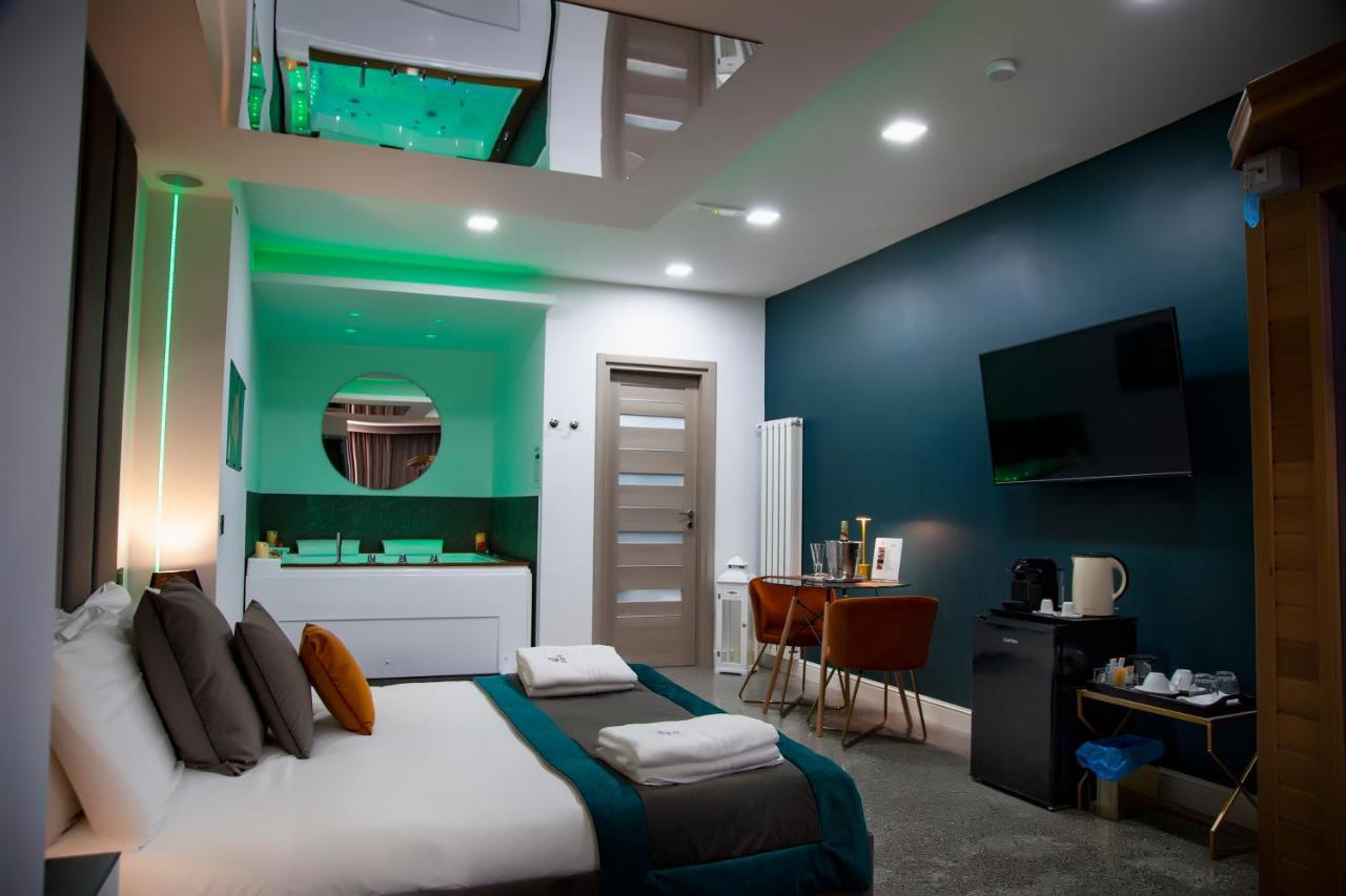 Hotel Ibisco Suites & Relax Pozzuoli Zewnętrze zdjęcie