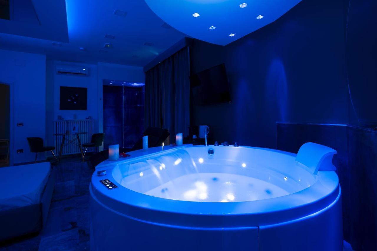 Hotel Ibisco Suites & Relax Pozzuoli Zewnętrze zdjęcie